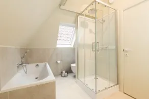 Romantic loft in historic center with parking - Image 3