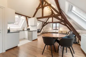 Romantic loft in historic center with parking - Image 2