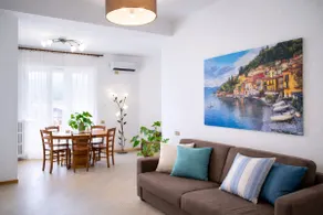 Lake View Apartment Vassena - Image 2
