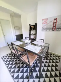 Cozy Little Spot! 2BR, 1st Level, Near Airport - Image 5