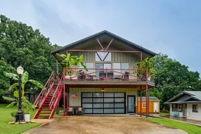 1/2 Mi to Lake Texoma! Spacious Group Escape - Image 4