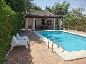 Herrliche Villa, privater Pool, 20 Minuten Sevilla, 10 Minuten Flughafen, halb ländlich - Image 3
