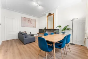 Flat with parking in historic center - Image 2