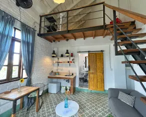 Attic Style Looking at Ave. 23 - Image 3