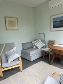 Apartment in a garden amongst the gum trees - Image 2