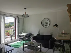 T2 Rochetaillée with terrace 15 min from Lyon - Image 3