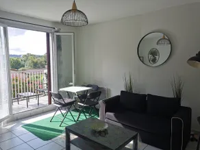 T2 Rochetaillée with terrace 15 min from Lyon - Image 2