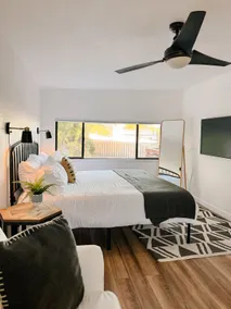 Quiet & Spacious 1BR Modern Bungalow Retreat - Image 3