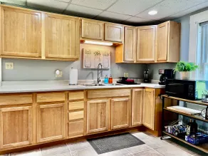 Fairlee Inn Spacious Condo (Big LongTerm Discount) - Image 2