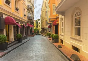 Meroddi Pera Flats - Image 2