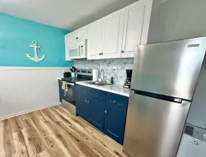 B⎈AT HOUSE OASIS⚓Steps to the water⚓Walk to Beach! - Image 4