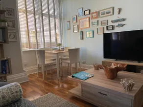 Beach Hideaway Cozy ground floor apartment - Image 5