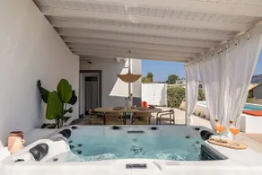 Villa Nico: swimming pool - jacuzzi - sea - Image 2