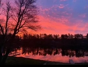 Luxurious Lakefront Log Home with Private Dock - Image 3