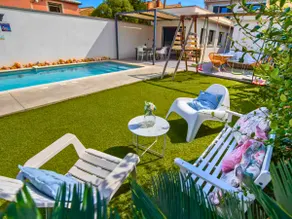 Ideal for Families | Private pool | 10 min from Avignon - Image 3