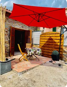 F1 in villa with heated pool - Image 4