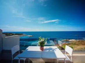 Sopramare T2 (25 m²), terrace, top sea view, air-conditioned - Image 3