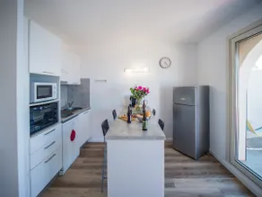 Sopramare T2 (25 m²), terrace, top sea view, air-conditioned - Image 5