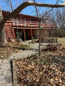 Spacious & Private Country Garden Retreat - Image 2