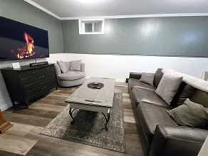Modern Basement Suite with Jacuzzi + Pool Table - Image 2