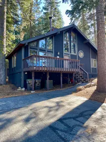 Truckee Adventure Cabin near Resorts + Restaurants - Image 2
