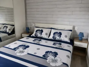 Chalet near the Thermes de Jonzac, terrace & Wi-Fi - Image 2