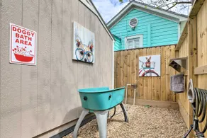 2 Blocks to Stewart Beach: Home w/ Backyard Oasis - Image 4