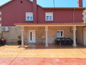 Centuries-old ”Rivas” house 200 meters from the beach. Marín. - Image 2