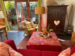 Private, luxe escape just moments from town - Image 3