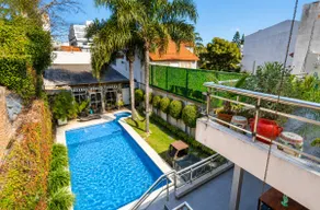 Luxury Oasis • Pool • Garden • Quiet Yet Connected - Image 4