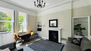 Central garden flat, twins or king bed + sofabed - Image 5