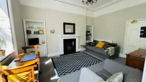 Central garden flat, twins or king bed + sofabed - Image 4
