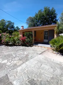 Provencal Chalet; 45 m²: 2 Adults + 2 Children. - Image 2
