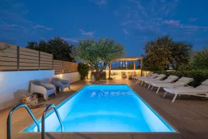 Terpsis Pool Villa - Image 3