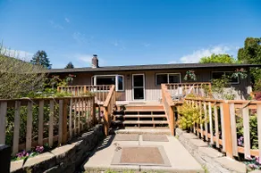 Rural Country Home - Image 2