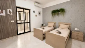 2BR · 2BA · Balcony Apt | Pet-Friendly | Xlendi - Image 5
