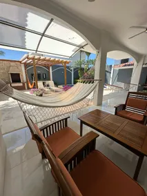 Spacious ground floor apartment in Salinas - Image 5