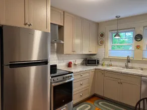 New England Cottage Near Beaches UMass Dartmouth - Image 5