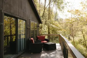 High Tech Cabin in the Hills of Guernsey County - Image 3