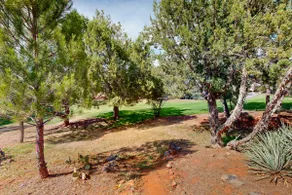 Beautiful 2BR Sedona townhome with pool & hot tub - Image 3