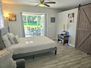 Independent Unique Lake guest house/kayaks/jacuzzy - Image 3
