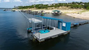 Santana - Lakefront - private dock, volleyball court, 4 story slide - Image 3