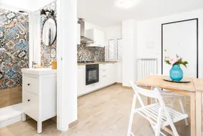 Modern Loft in the Center • Sea and Services Within Walking Distance - Image 2