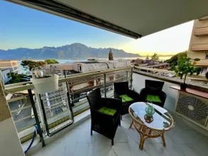 4.5 Family, Beautiful view, cozy, modern, center - Image 2