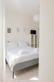 Farini Petit Studio - Image 5