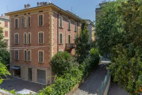 Farini Petit Studio - Image 2