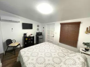 Oasis in Little Havana (Free Parking) - Image 5