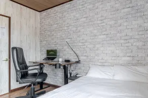 Sleeps 6! Entire House, 105㎡, 2 mins to Tram - Image 3