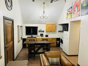 Fisher House - Image 4