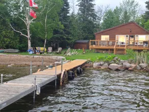 Riverfront Paradise! The Perfect Family Vacation! - Image 5